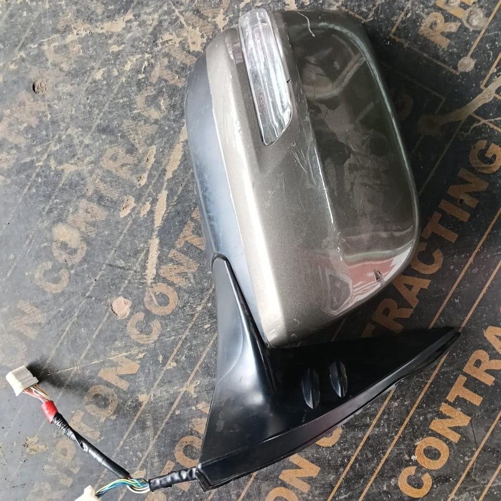 Toyota Prado Side Mirror – Genuine Used (2018)